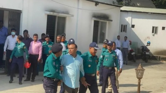 আন্তর্জাতিক অপরাধ ট্রাইব্যুনালে আইনজীবীকে হুমকি, সামাজিক যোগাযোগে বিতর্ক তুঙ্গে